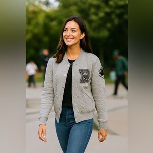 Roots Gray Quilted Jacket with Patches XL fits like a Medium